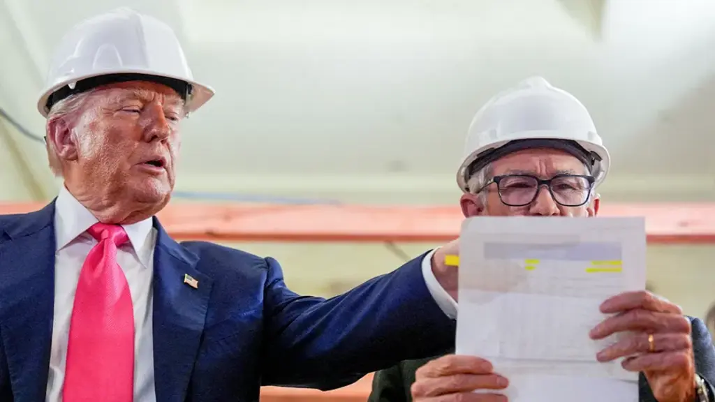 trump and povel in clash